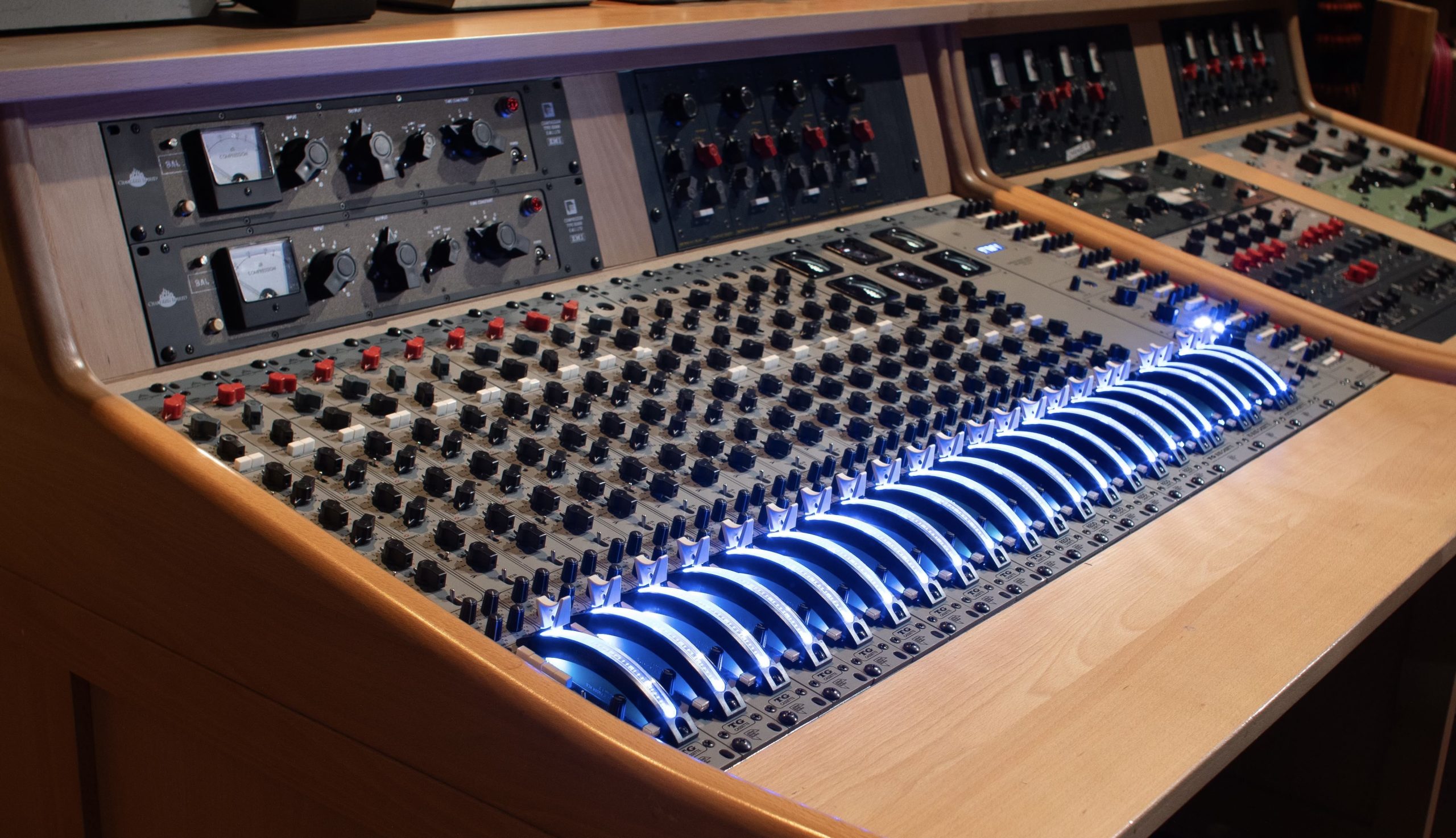 Chandle-Limited_REDD-Mixing-System Chandle-Limited_REDD-Mixing-System